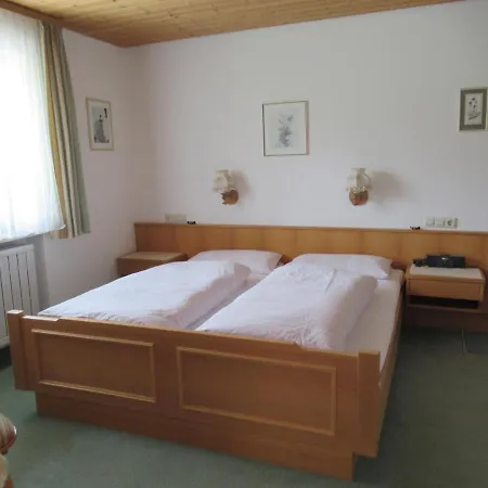 Haus Elfriede ゲストハウス