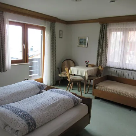 Haus Elfriede Guest house Reit im Winkl